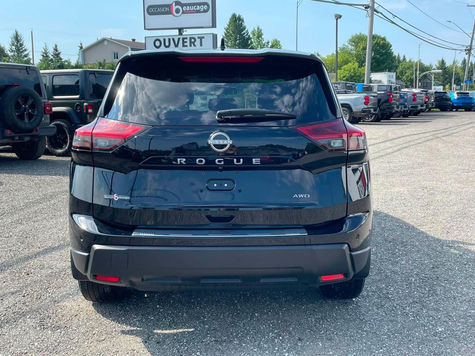 Nissan Rogue S 2024 — photo 8
