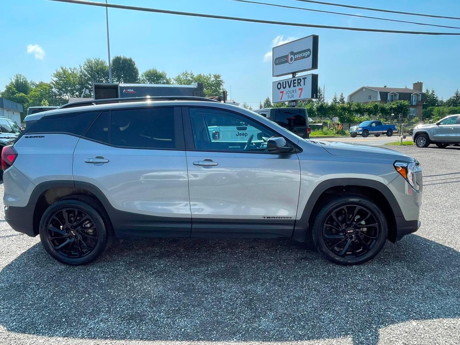 GMC Terrain SLE 2023 — photo 3