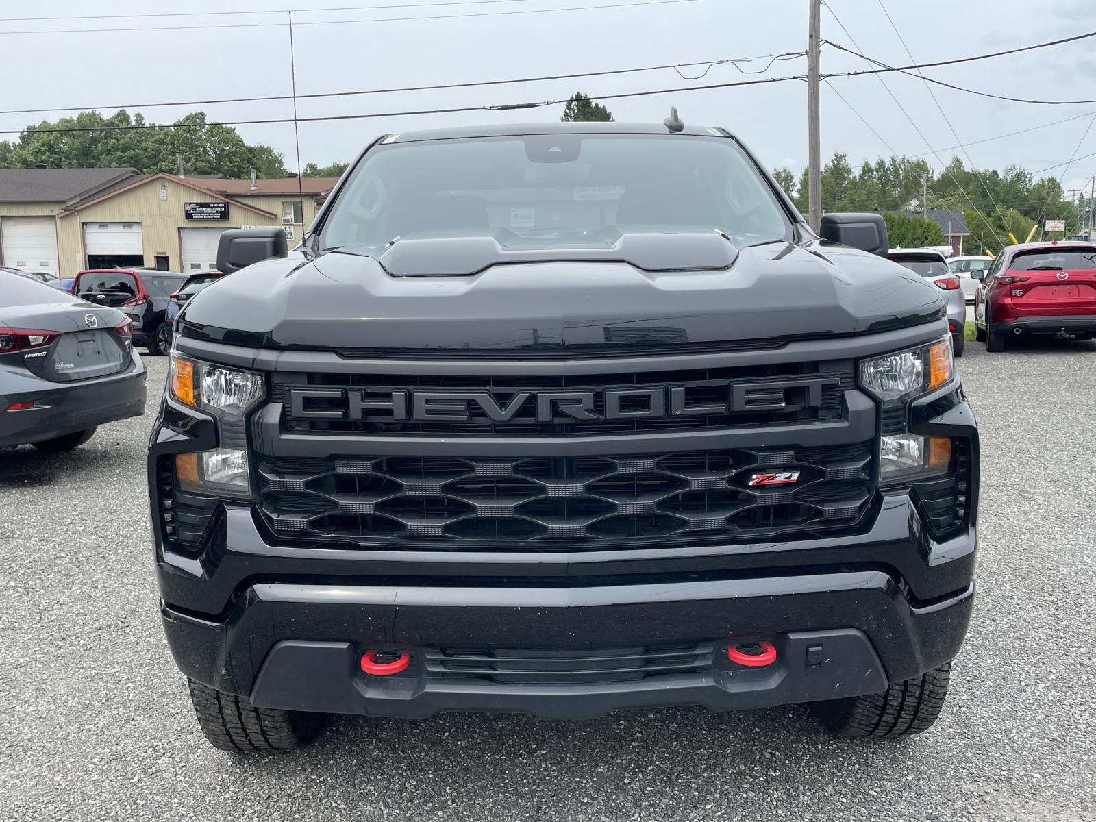 Chevrolet Silverado 1500 Custom Trail Boss 2024 — photo 3
