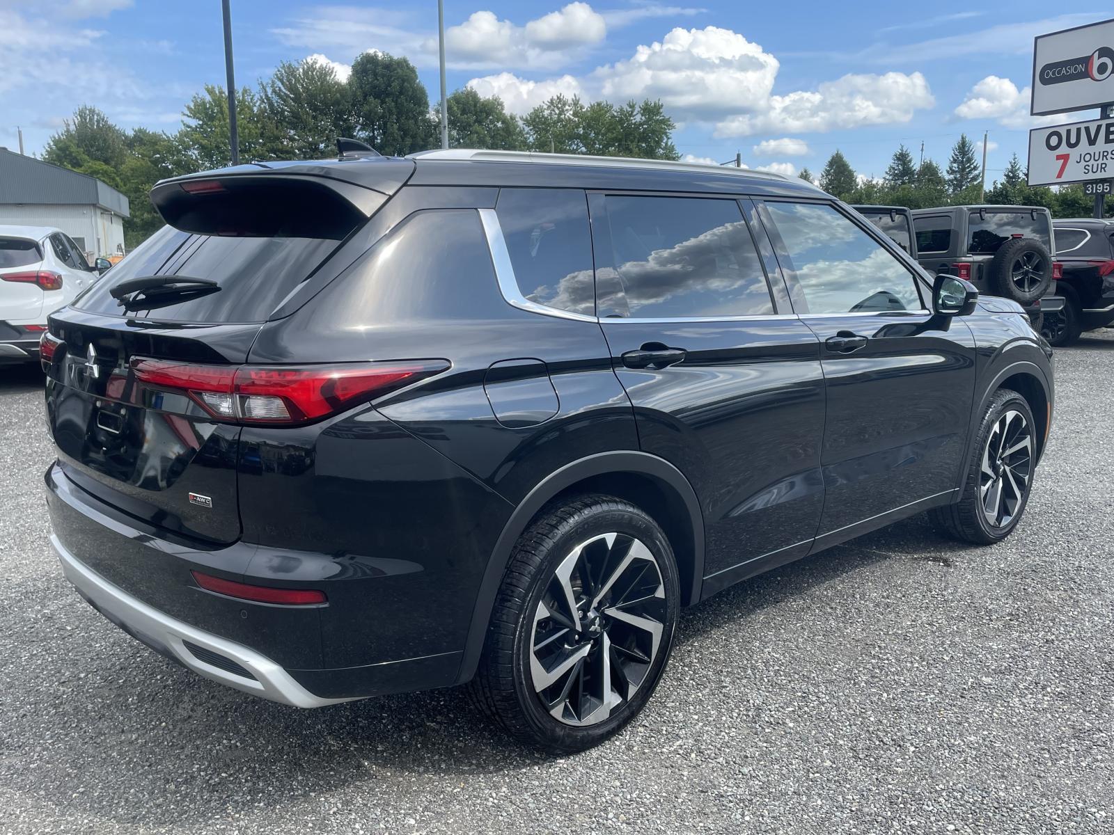 Mitsubishi Outlander GT 2023 — photo 4