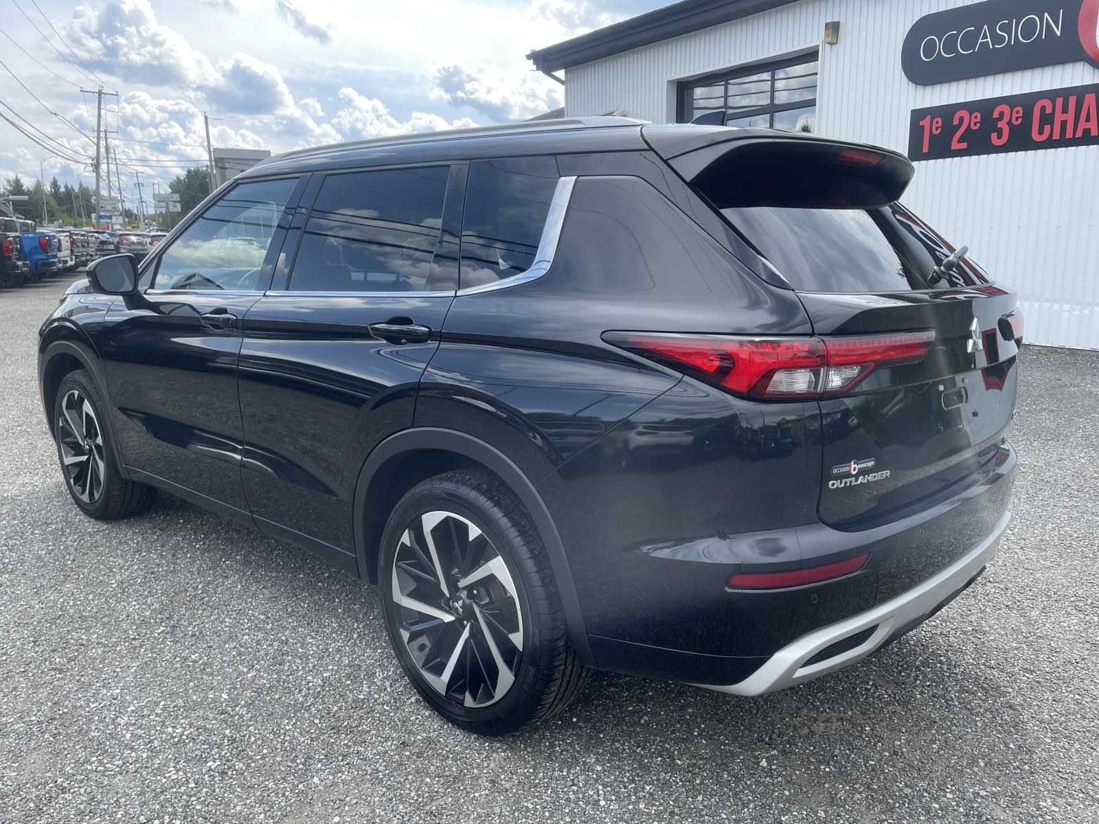 Mitsubishi Outlander GT 2023 — photo 5