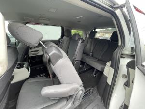 Miniature 16 Kia Carnival LX 2024