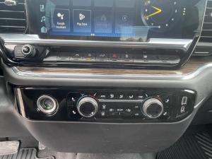 Miniature 24 Chevrolet Silverado 1500 RST 2023