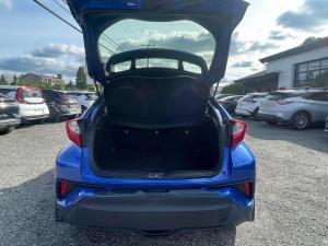 Miniature 10 Toyota C-HR LE 2019