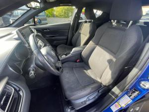 Miniature 14 Toyota C-HR LE 2019