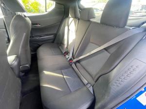 Miniature 18 Toyota C-HR LE 2019