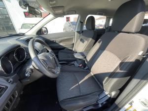Miniature 20 Mitsubishi RVR ES 2021
