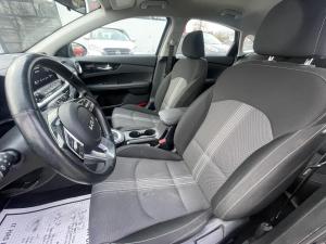 Miniature 19 Kia Forte5 EX 2023