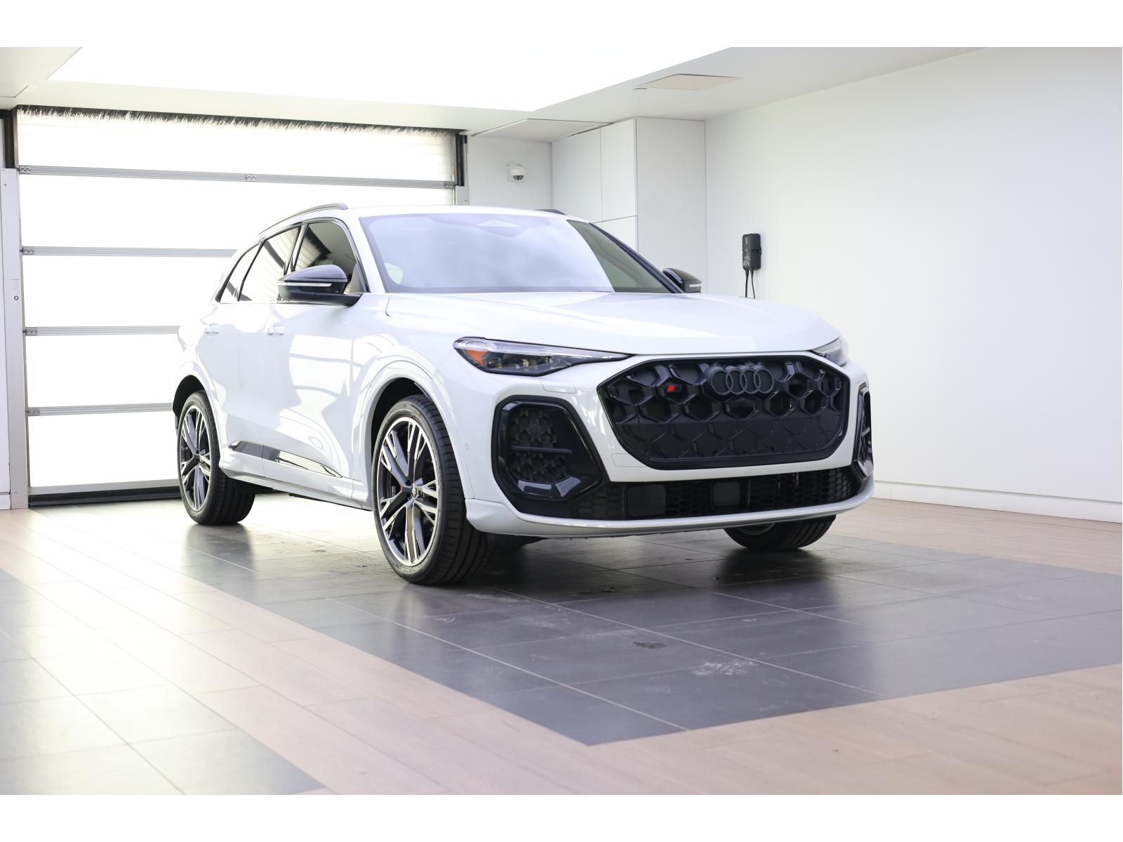 2025 Audi SQ5 3.0T quattro Premium Plus AWD