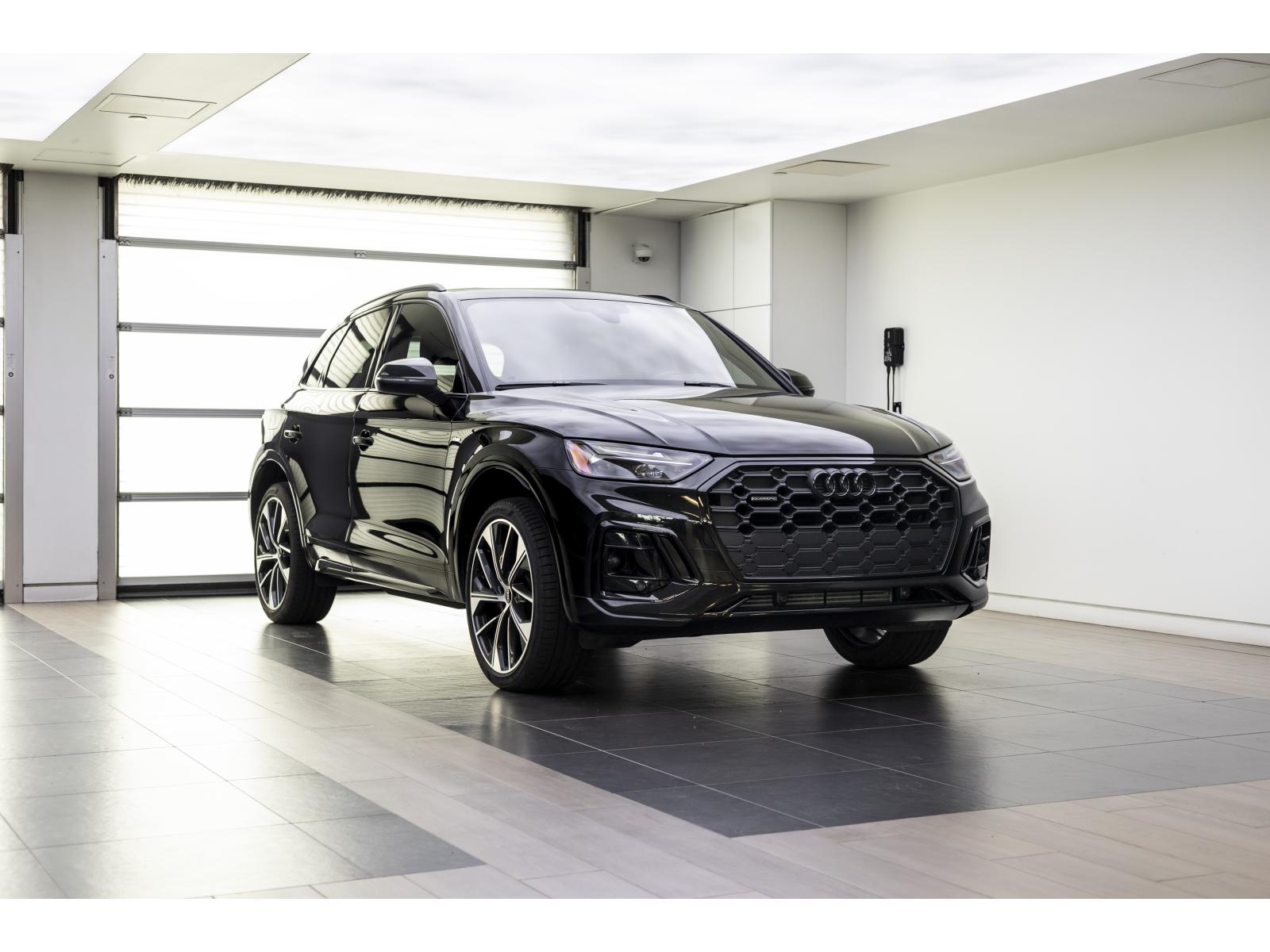 Black (Noir Mythos) 2025 Audi Q5 quattro Progressiv 45 TFSI SUV / Crossover Automatic