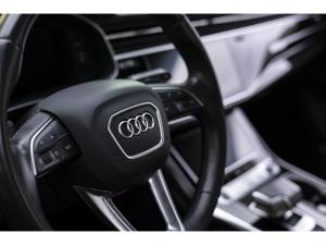 Thumbnail 20 Audi Q7 Technik 55 2023