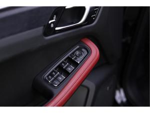 Miniature 18 Porsche Macan GTS 2024