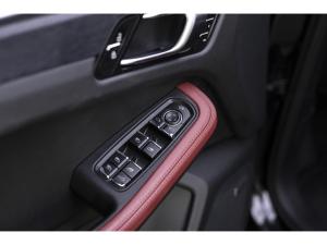Miniature 18 Porsche Macan Gts GTS 2024