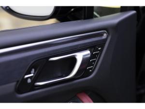 Miniature 19 Porsche Macan Gts GTS 2024