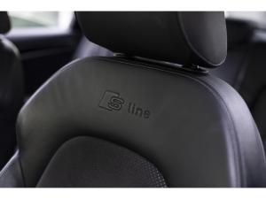 Miniature 17 Audi A4 Progressiv Plus 2016