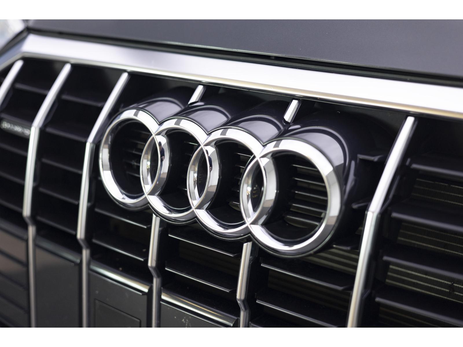 2022 Audi Q3