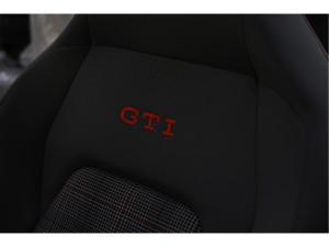 Miniature 13 Volkswagen GTI Base 2023