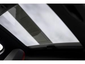 Miniature 24 Volkswagen Golf GTI Base 2023