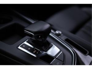 Miniature 24 Audi A5 2.0T Progressiv 2021