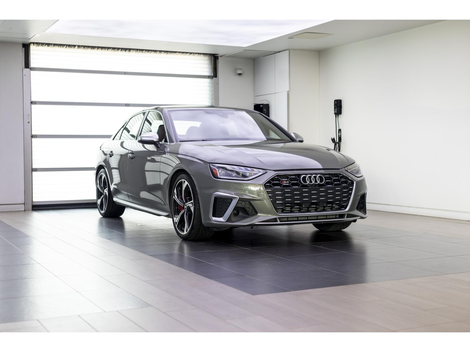 Gray (Gris Quantum) 2023 Audi S4 Sedan Automatic