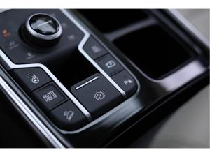 Miniature 28 Kia Sorento SX PHEV 2022