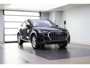 2025 Audi Q3 40 Komfort - Image 1