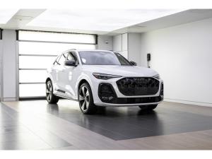 2025 Audi SQ5 Progressiv - Image 1