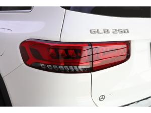 Miniature 11 Mercedes-Benz GLB 250  2022