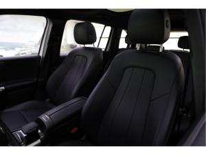 Miniature 16 Mercedes-Benz GLB 250  2022