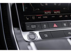 Thumbnail 27 Audi Q8 Progressiv 55 2023