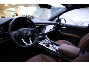 Miniature 17 Audi Q7 55 2025