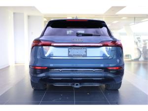 Miniature 12 Audi Q8 e-tron Base 2024