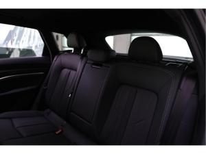 Miniature 14 Audi Q8 e-tron Base 2024
