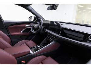 Miniature 14 Audi SQ5 3.0T Progressiv 2025
