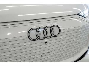 Miniature 10 Audi Q6 e-tron Quattro   Ensemble Commodité 2025