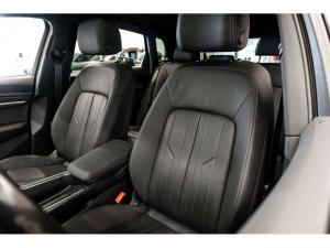 Thumbnail 8 Audi Q8 e-tron Black Competition Package   Hitch 2024
