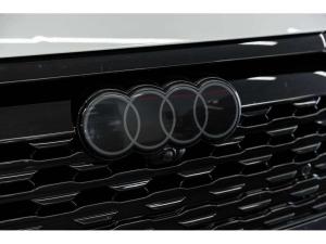 Thumbnail 9 Audi Q8 e-tron Black Competition Package   Hitch 2024