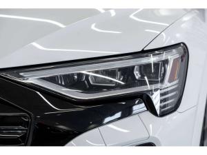 Thumbnail 11 Audi Q8 e-tron Black Competition Package   Hitch 2024