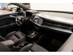 Miniature 6 Audi Q4 e-tron 50 Quattro   Black Optics   Premium Package 2024
