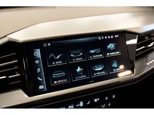 Thumbnail 18 Audi Q4 e-tron 55 Premium Package   S-Line   409 km 2024
