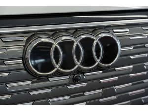 Thumbnail 26 Audi Q4 e-tron 55 Premium Package   S-Line   409 km 2024