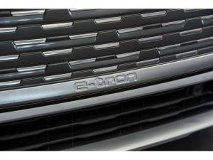 Thumbnail 27 Audi Q4 e-tron 55 Premium Package   S-Line   409 km 2024