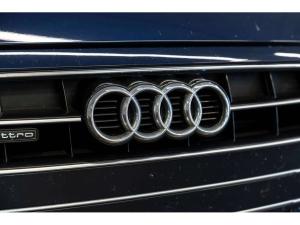 Miniature 24 Audi A4 quattro   Toit ouvrant   Carplay 2023
