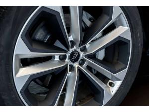 Miniature 7 Audi Q7 Progressiv 2023