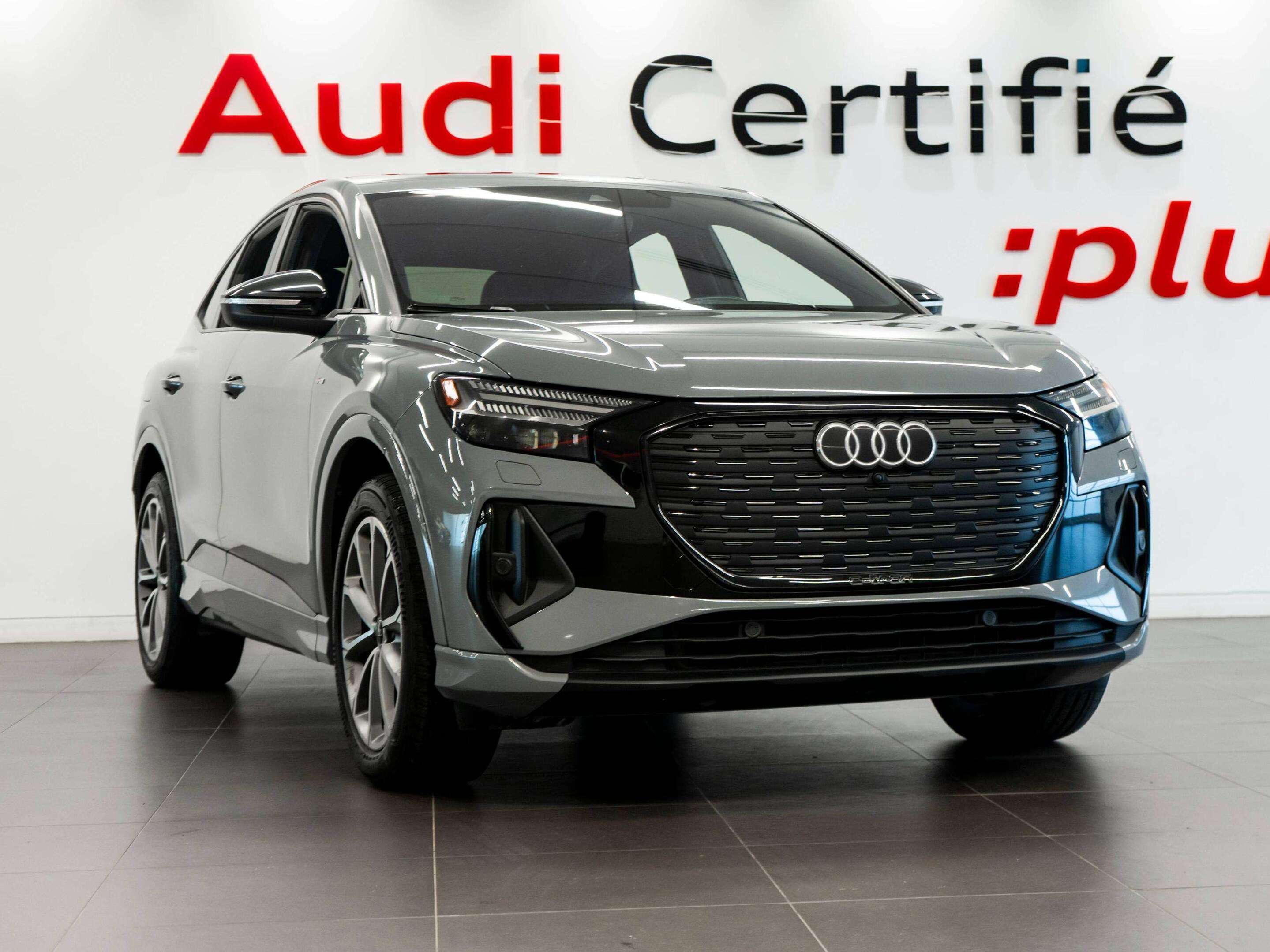Image 1 Audi Q4 e-tron Technik 2022