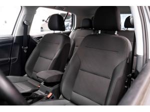 Miniature 16 Volkswagen Golf Comfortline   5 portes   Manuelle   Siège chauff. 2019