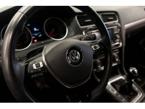 Miniature 19 Volkswagen Golf Comfortline   5 portes   Manuelle   Siège chauff. 2019
