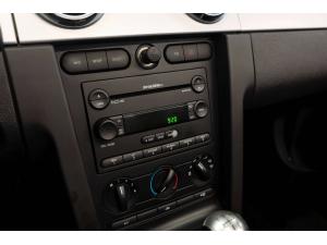 Thumbnail 19 Ford Mustang Gt 2005