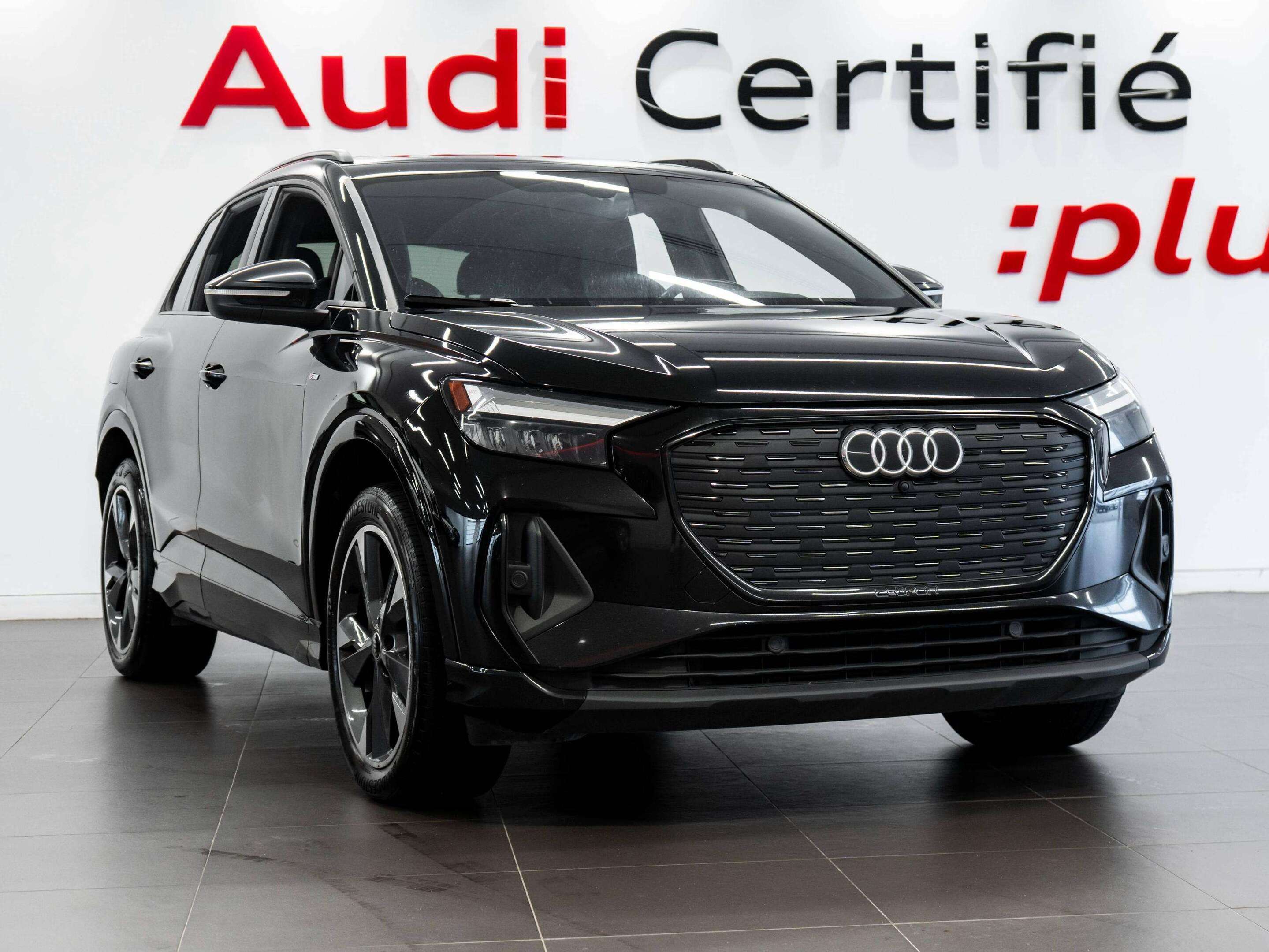 Image 1 Audi Q4 e-tron 50 quattro Black Optics À partir de 1.49% 2024