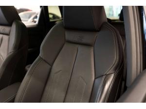 Miniature 15 Audi Q4 e-tron 50 quattro   Black Optics   À partir de 1.49% 2024